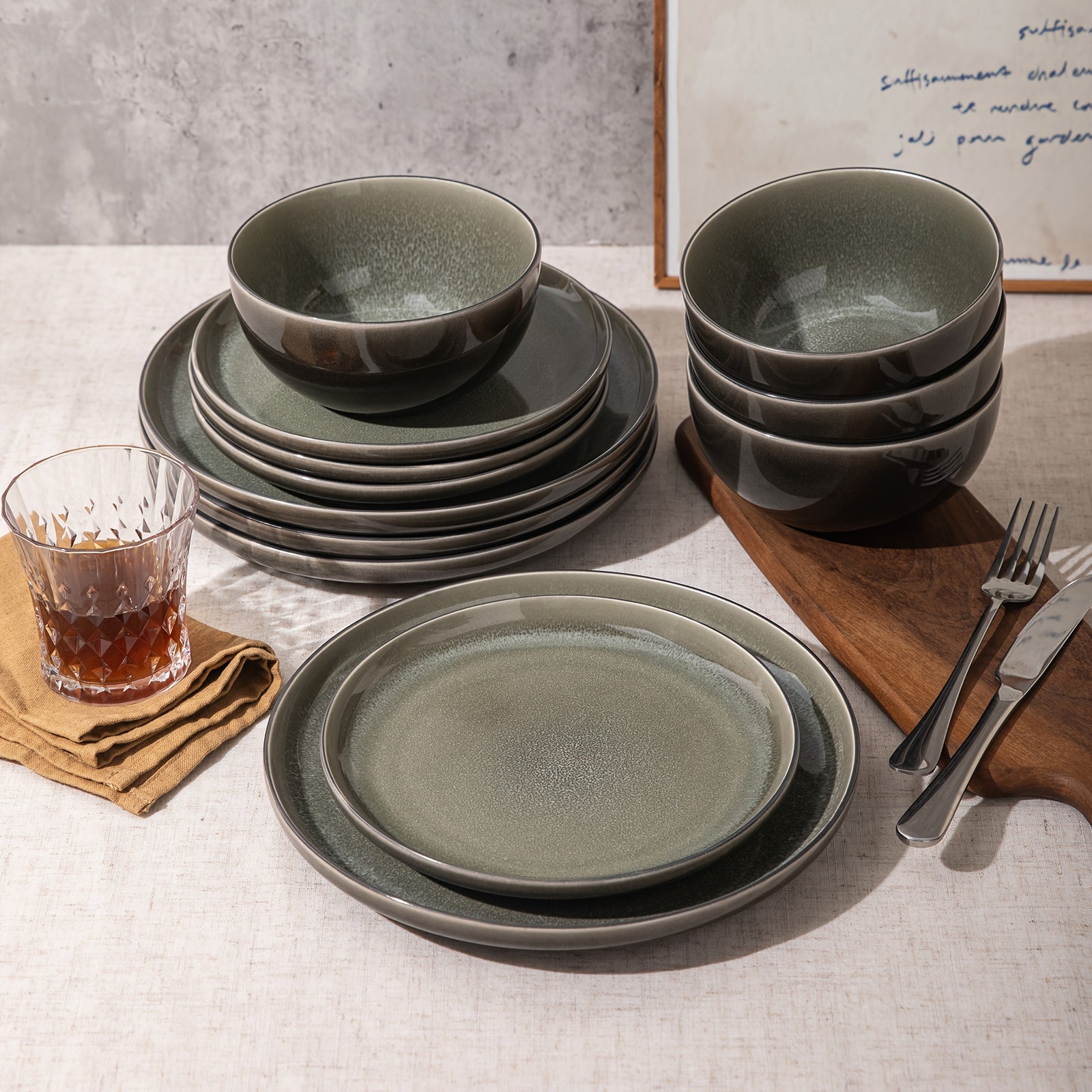 ALOFMO Ceramic Dinnerware for 4, 12pcs Green Reactive Glaze Elegant Tableware Set, Suitable Salad Dessert, Microwave And Dishwasher Safe, Very Suitable for Gifts, Parties, Weddings, Family Dinners